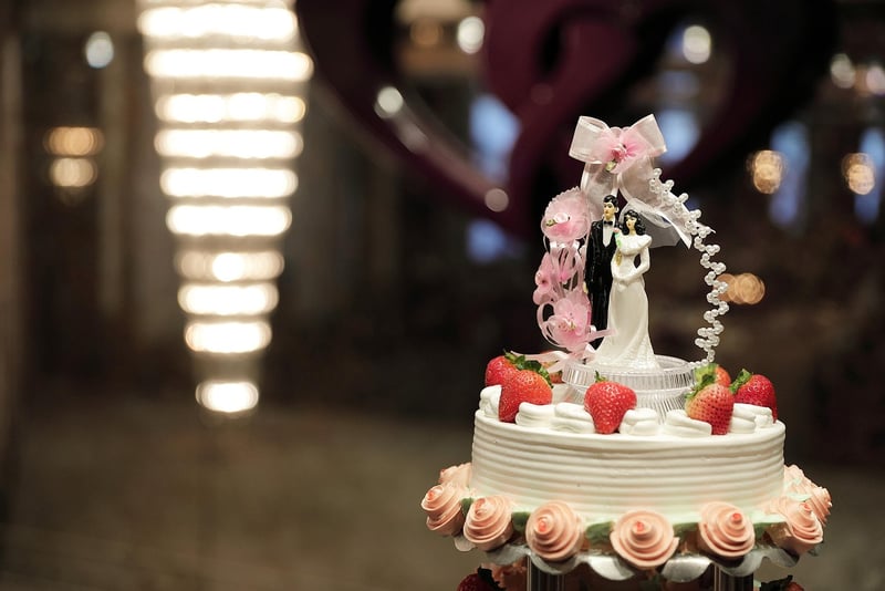 Galaxy-inspired cake